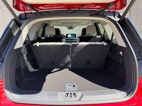 New 2026 Lincoln Aviator Reserve w/ Luxury Package image 21