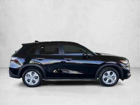 Used 2025 Honda HR-V LX image 4
