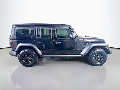 Used 2022 Jeep Wrangler Unlimited Sport AWD/4WD image 5