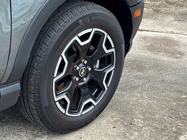 Used 2025 Ford Bronco Sport Outer Banks w/ Outer Banks Tech Package+ AWD/4WD image 16