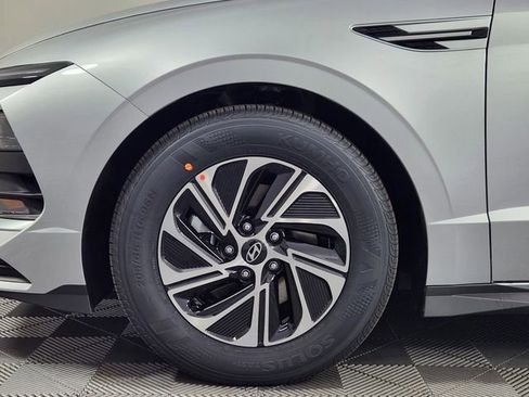 New 2026 Hyundai Sonata Blue FWD image 9