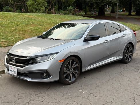 Used 2019 Honda Civic Sport image 1