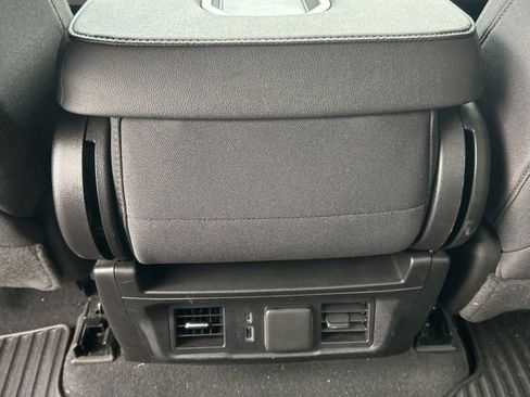 Used 2023 Chevrolet Silverado 1500 LT image 22