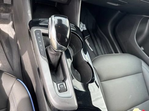 Used 2024 Buick Envista Sport Touring w/ Convenience I Package FWD image 23