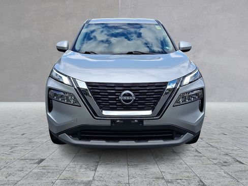 Used 2023 Nissan Rogue SV AWD/4WD image 2