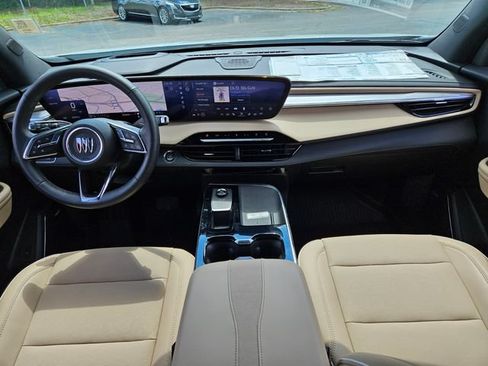 Used 2026 Buick Enclave Preferred w/ Power Package FWD image 13