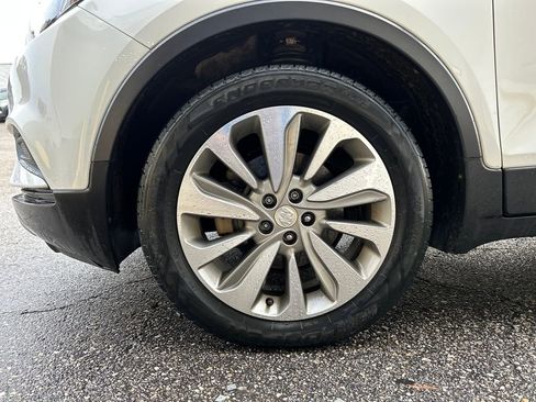 Used 2019 Buick Encore Preferred image 7