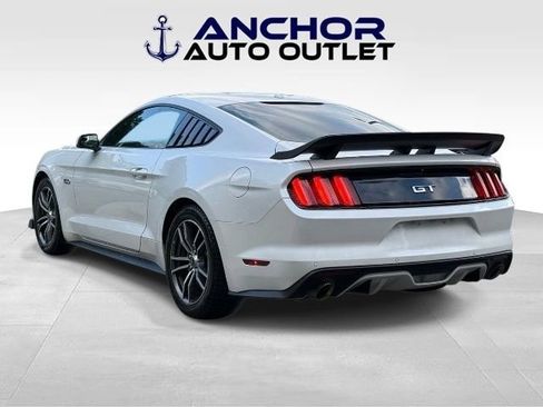 Used 2017 Ford Mustang GT Premium RWD image 6