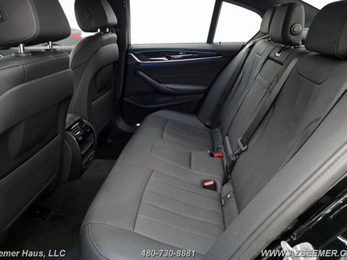 Used 2023 BMW 530e w/ M Sport Package RWD image 28
