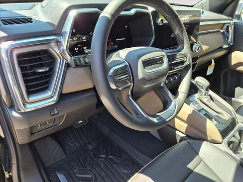 New 2026 GMC Canyon Denali w/ LPO, Denali Black Edition AWD/4WD image 3
