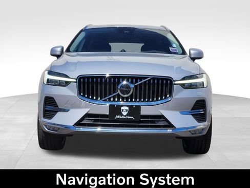 Certified 2023 Volvo XC60 B5 Ultimate AWD/4WD image 3