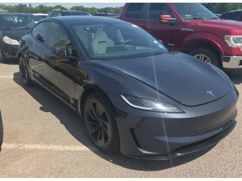 Used 2024 Tesla Model 3 Performance AWD/4WD image 2