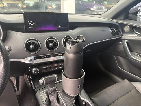 Used 2023 Kia Stinger GT-Line w/ Sun & Sound Package RWD image 11