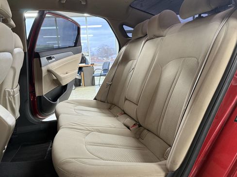 Used 2015 Hyundai Sonata SE w/ Option Group 09 image 13