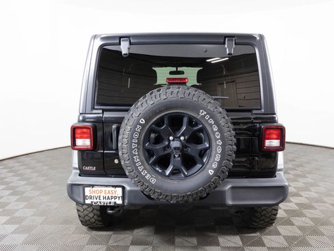Used 2021 Jeep Wrangler Unlimited Sport image 12