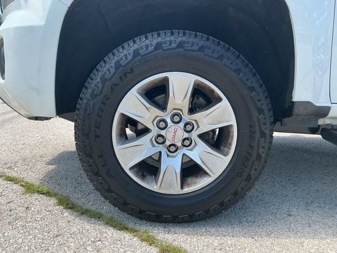 Used 2017 GMC Canyon SLE w/ SLE Convenience Package RWD image 5