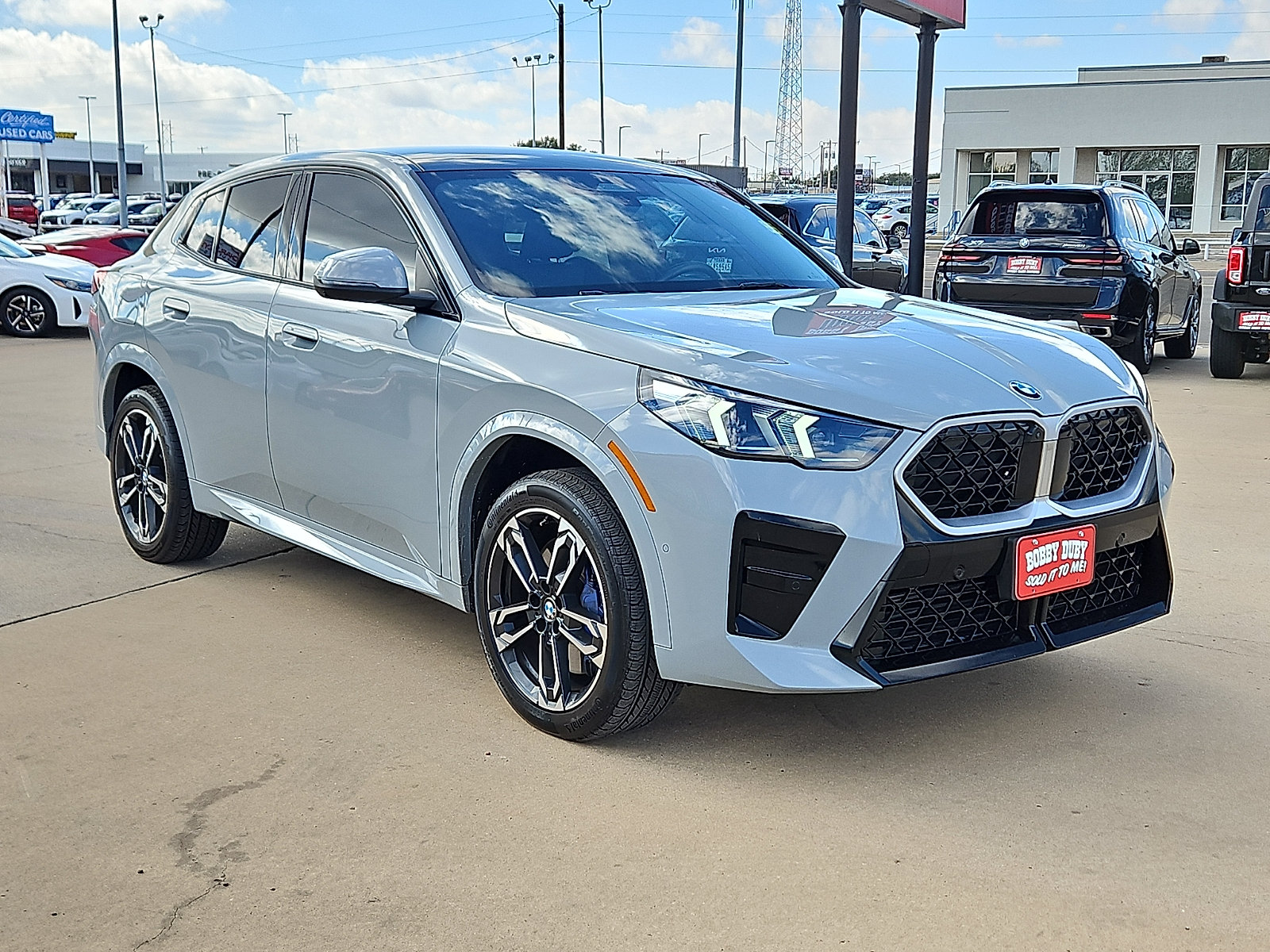 Used 2026 BMW X2 xDrive28i AWD/4WD image 4