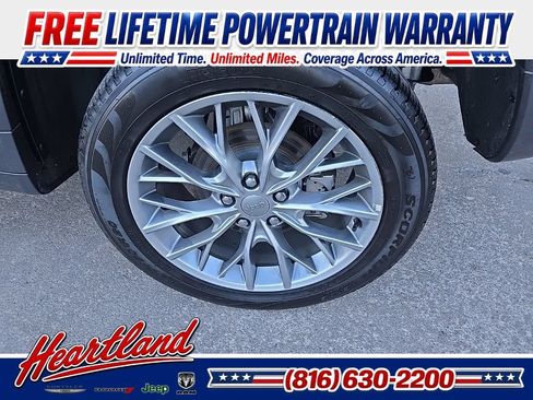 Used 2025 Jeep Grand Cherokee Summit AWD/4WD image 21