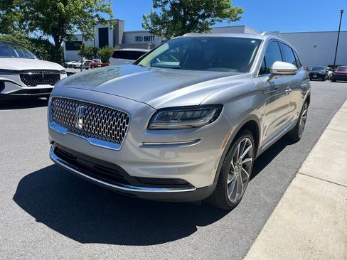 Certified 2023 Lincoln Nautilus Reserve w/ Equipment Group 201A AWD/4WD image 3
