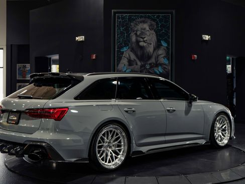 Used 2022 Audi RS 6 AWD/4WD image 3