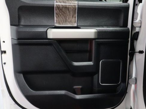 Used 2017 Ford F350 4x4 Crew Cab Super Duty image 56