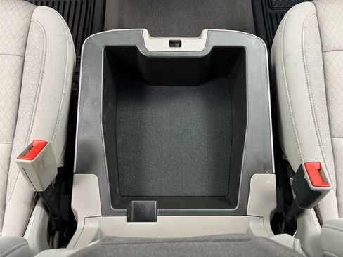 Used 2024 Chevrolet Silverado 2500 LT image 37