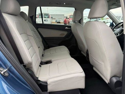 Used 2019 Volkswagen Tiguan SEL Premium image 4