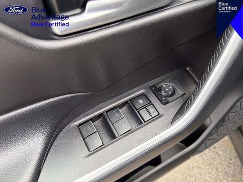 Used 2025 Toyota RAV4 XLE AWD/4WD image 16