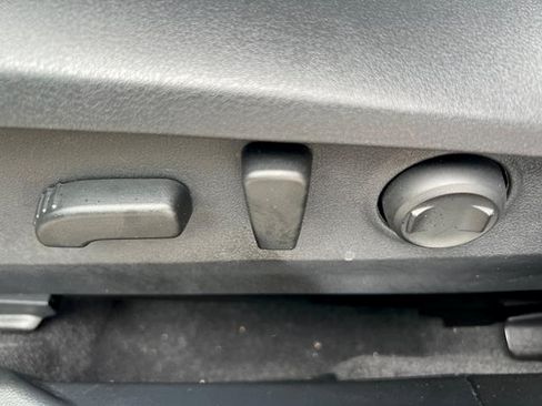 Certified 2025 Subaru Outback Premium AWD/4WD image 19