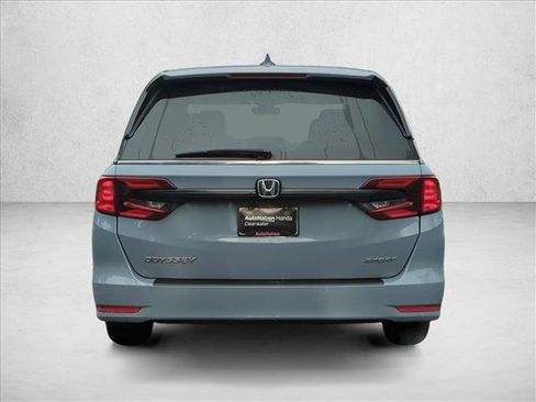 Used 2024 Honda Odyssey Sport image 6
