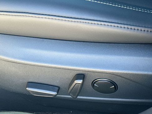 Used 2025 Ford Mustang Mach-E Select image 26