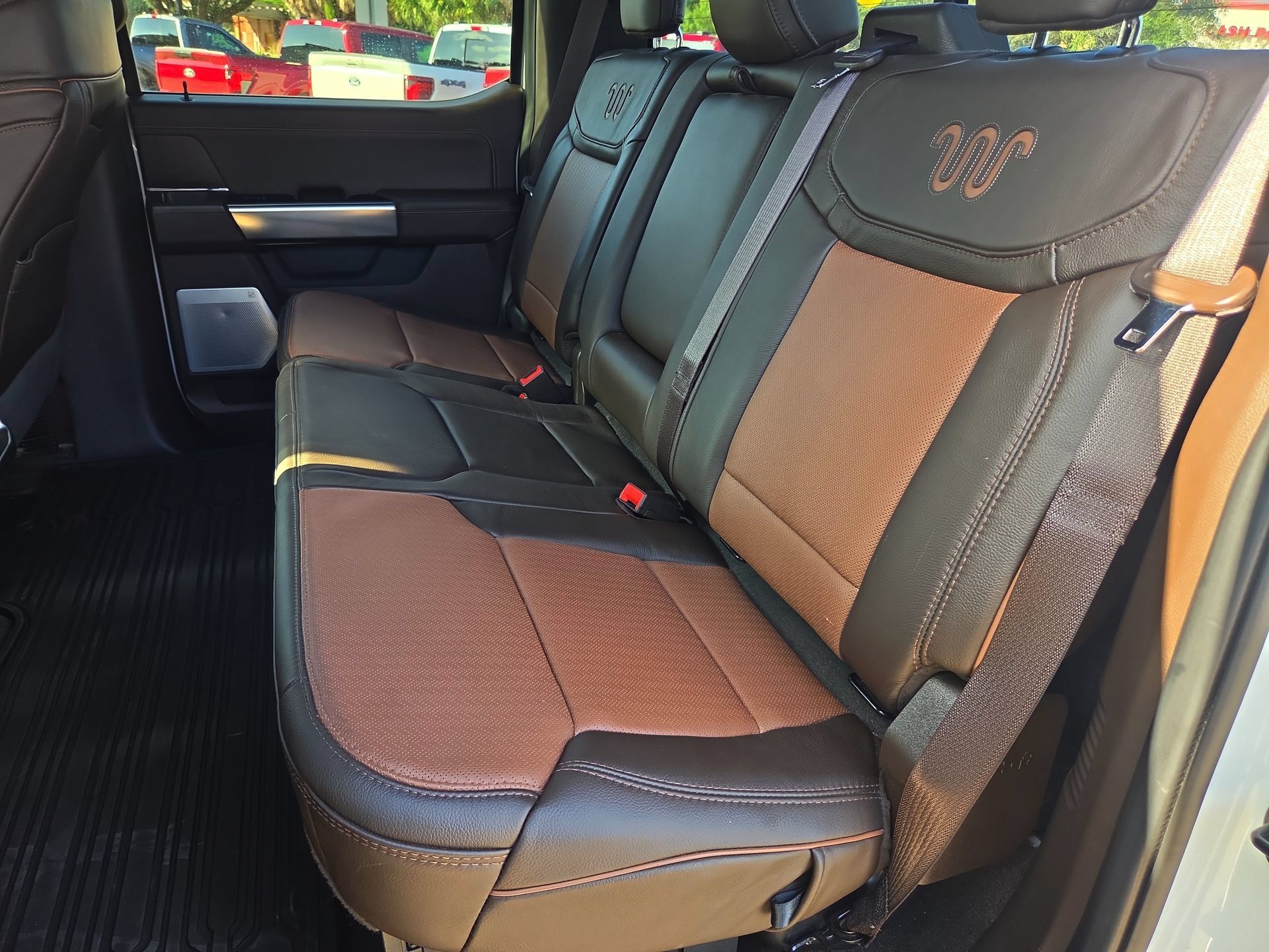 Used 2022 Ford F150 King Ranch w/ Equipment Group 601A High AWD/4WD image 23