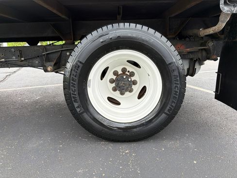 Used 2015 Ford E-350 and Econoline 350 Super Duty RWD image 7