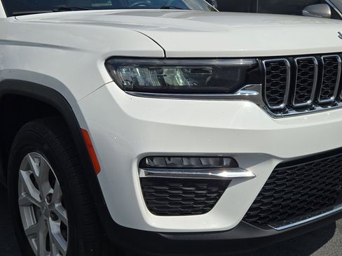 Used 2023 Jeep Grand Cherokee Limited AWD/4WD image 52
