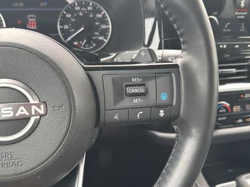 Used 2024 Nissan Pathfinder SL AWD/4WD image 21