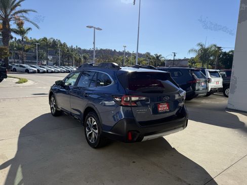 Used 2021 Subaru Outback Limited XT image 8