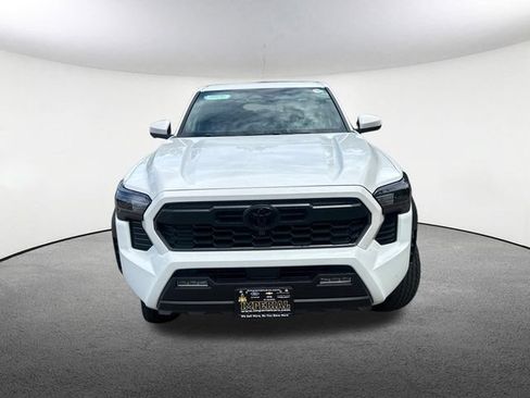 New 2026 Toyota Tacoma TRD Off-Road w/ TRD Off Road Premium Package AWD/4WD image 4