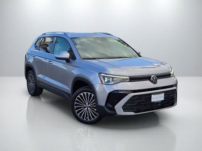 Used 2025 Volkswagen Taos SE