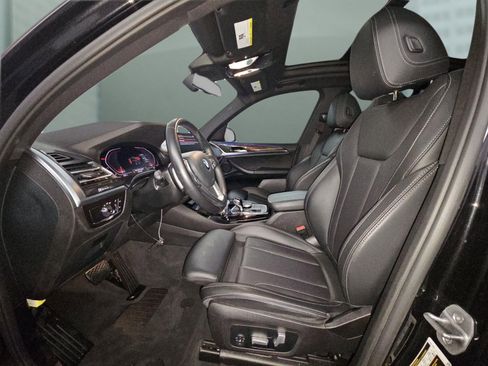 Used 2023 BMW X3 sDrive30i w/ Convenience Package image 13