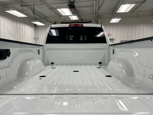 New 2026 RAM 2500 Tradesman AWD/4WD image 24