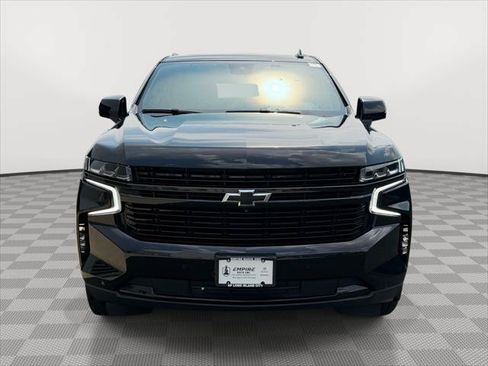 Used 2023 Chevrolet Suburban RST w/ Luxury Package AWD/4WD image 2