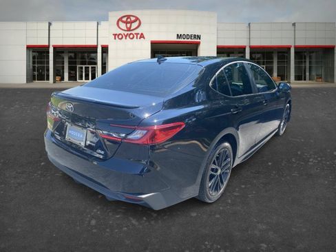 Certified 2026 Toyota Camry SE w/ Convenience Package FWD image 5