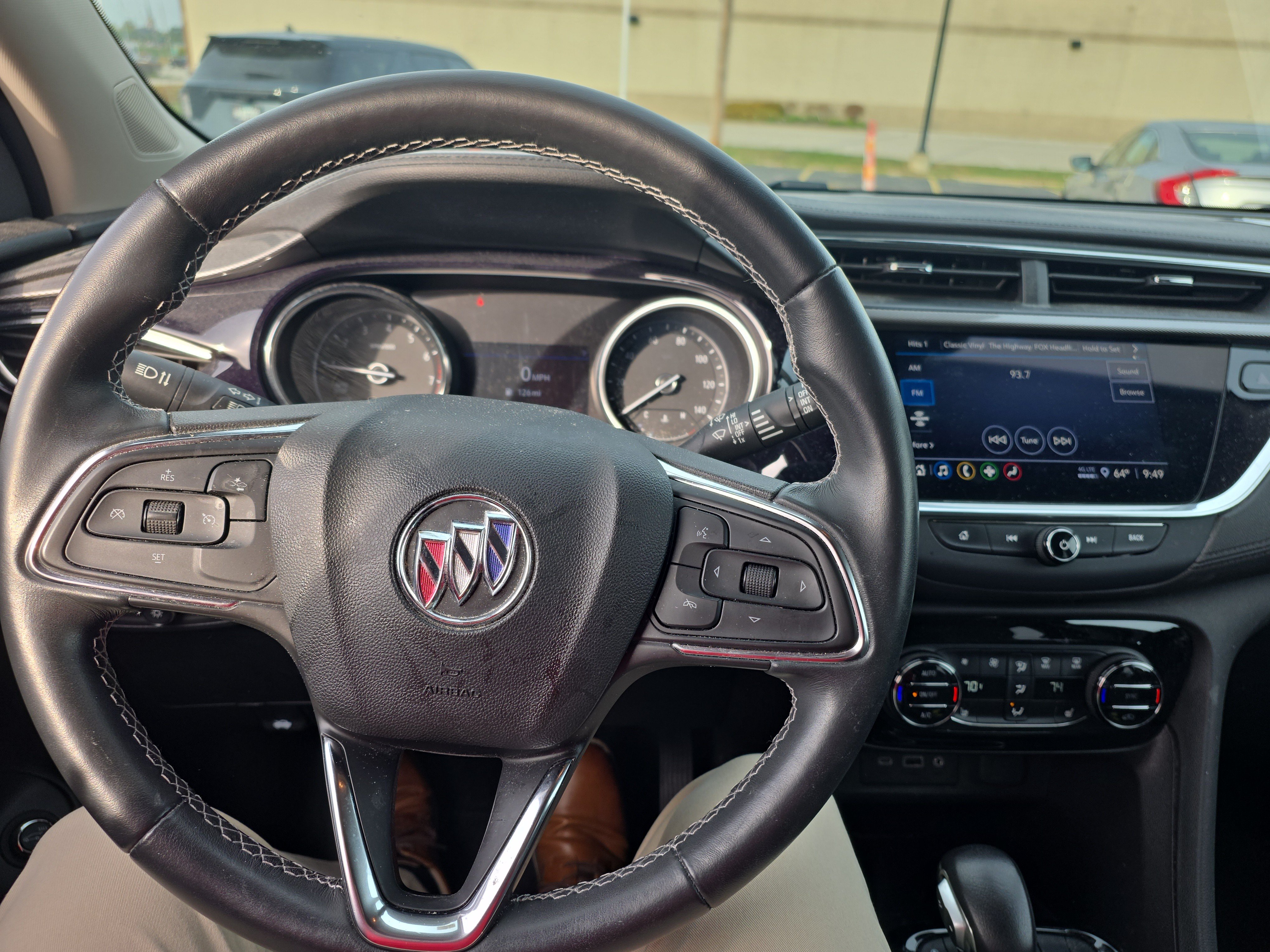 Used 2022 Buick Encore GX Select w/ Sport Touring Package FWD image 14