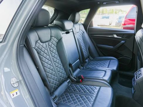 Used 2019 Audi SQ5 Premium Plus w/ Premium Plus Package AWD/4WD image 34