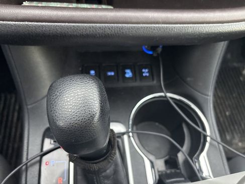 Used 2018 Toyota Highlander LE image 21