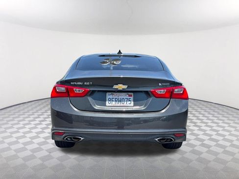 Used 2018 Chevrolet Malibu Premier w/ Premier Sun and Wheel Package FWD image 5