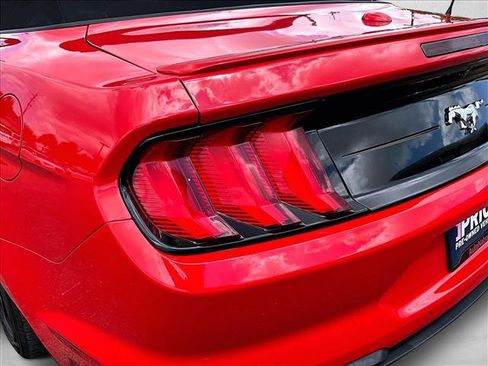 Used 2022 Ford Mustang Premium RWD image 29