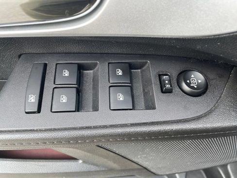 Used 2017 Chevrolet Equinox LT w/ Midnight Edition AWD/4WD image 13