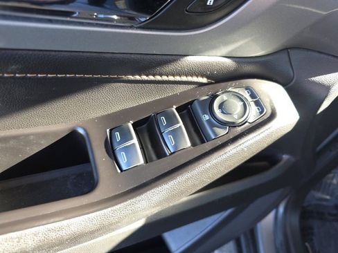 Used 2020 Chevrolet Traverse LS image 22