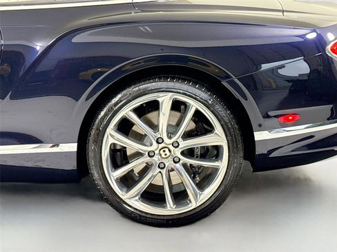 Used 2020 Bentley Continental GT V8 image 38